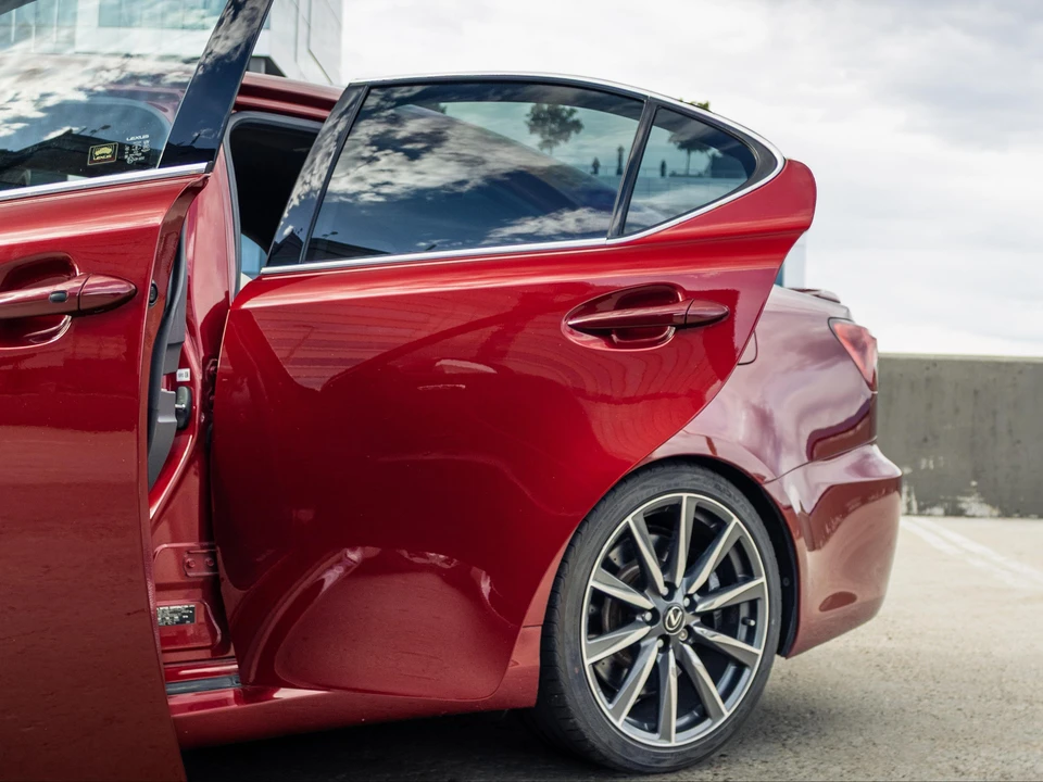 2009 Lexus IS F 2nd Gen - Image 26 of 31