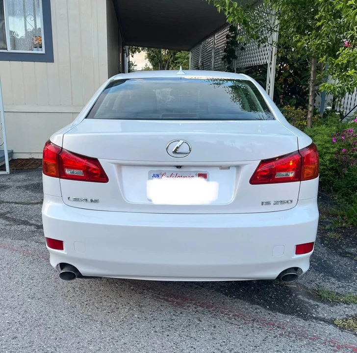 2009 Lexus IS 2nd Gen - Image 4 of 17