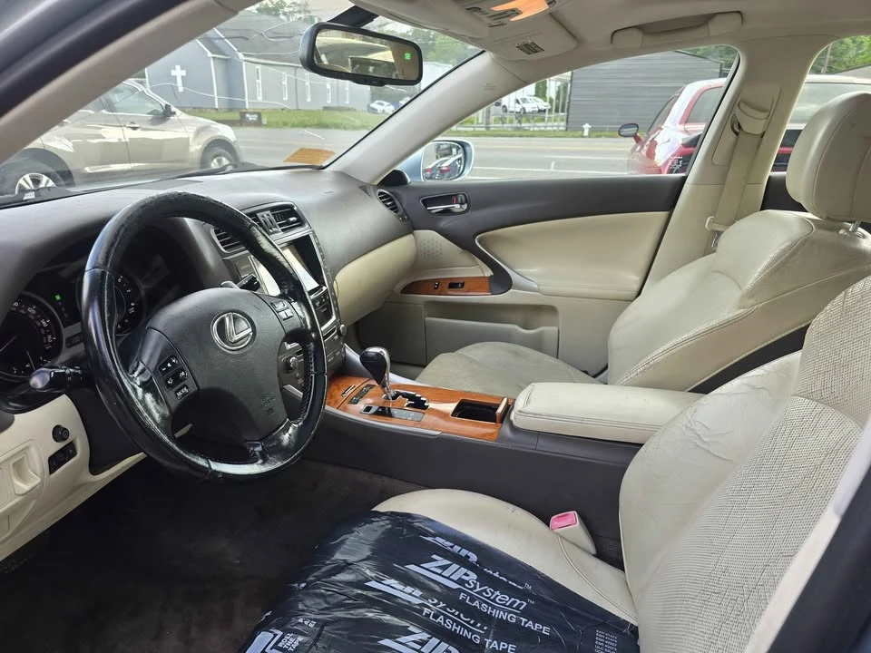 2009 Lexus IS 2nd Gen - Image 5 of 12