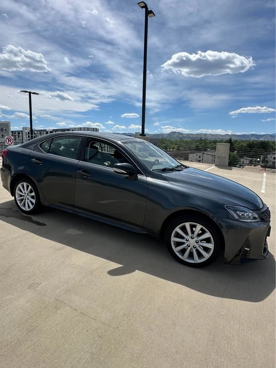 2009 Lexus IS 2nd Gen - Image 4 of 9