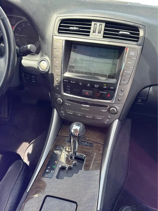 2009 Lexus IS 2nd Gen - Image 9 of 9