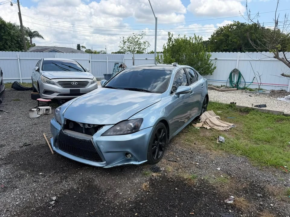 2009 Lexus IS 2nd Gen - Image 3 of 5
