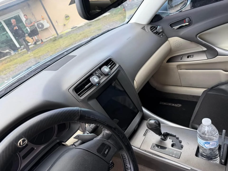 2009 Lexus IS 2nd Gen - Image 2 of 5