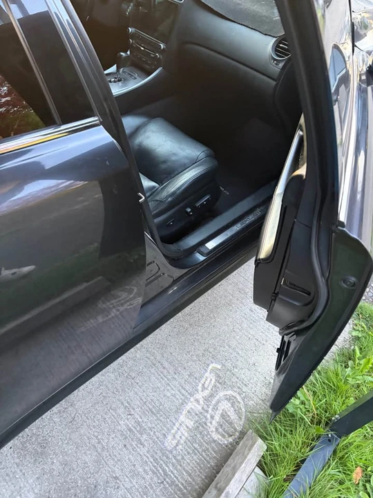 2009 Lexus IS 2nd Gen - Image 3 of 8