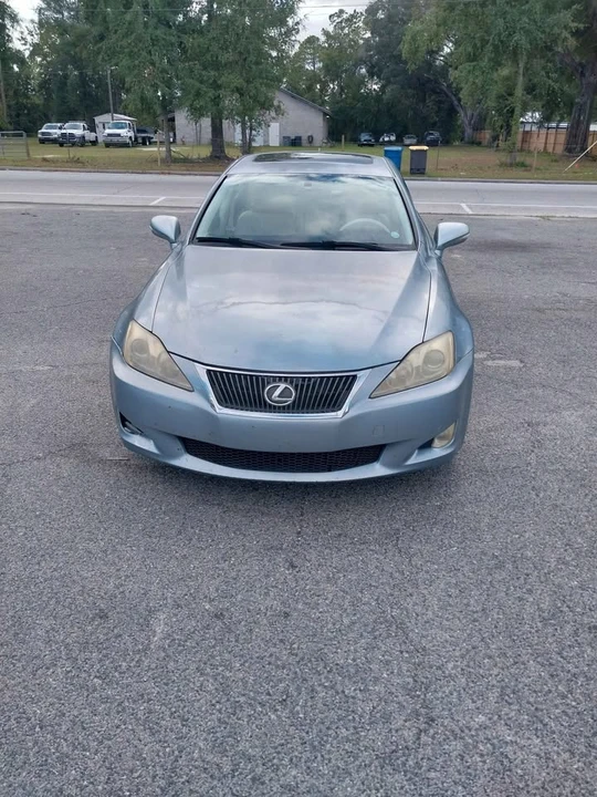 2009 Lexus IS 2nd Gen - Image 3 of 13