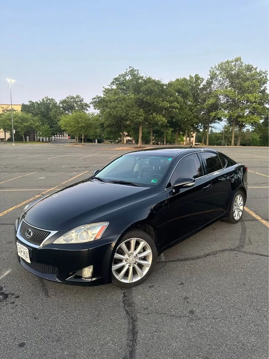 2009 Lexus IS 2nd Gen - Image 2 of 9