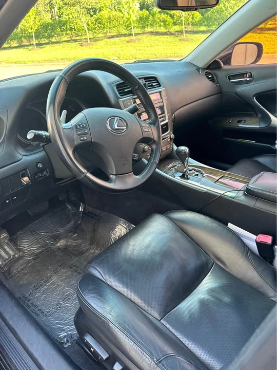 2009 Lexus IS 2nd Gen - Image 5 of 9