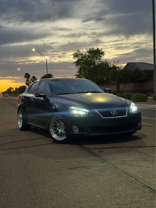 2009 Lexus IS 2nd Gen - Image 9 of 10