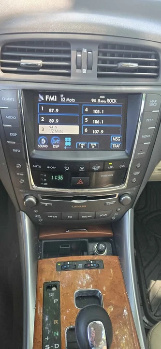2009 Lexus IS 2nd Gen - Image 14 of 18