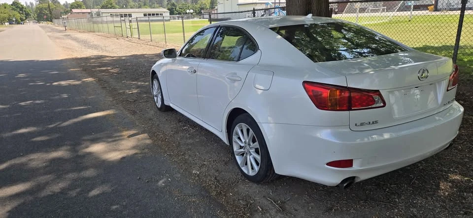 2009 Lexus IS 2nd Gen - Image 3 of 18