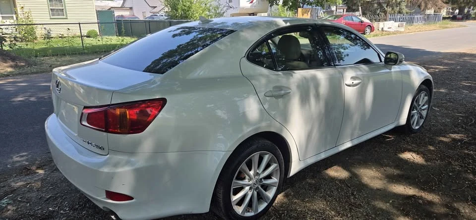 2009 Lexus IS 2nd Gen - Image 5 of 18