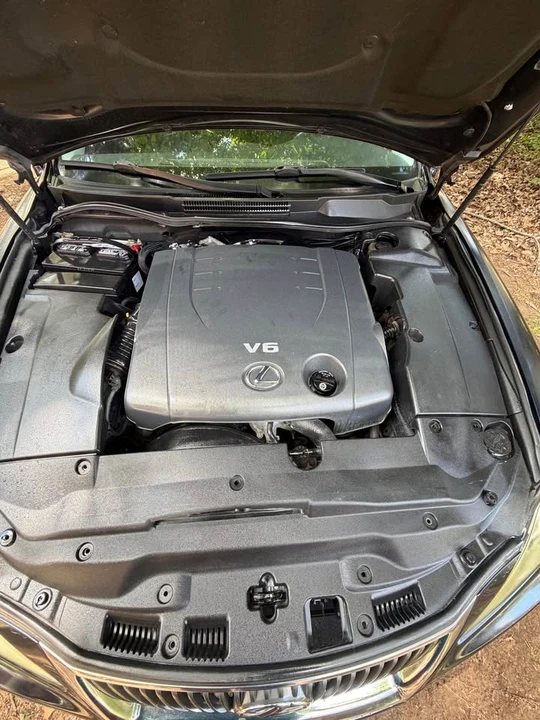 2009 Lexus IS 2nd Gen - Image 6 of 10