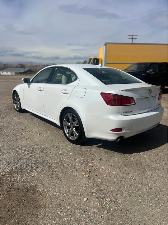 2009 Lexus IS 2nd Gen - Image 4 of 14