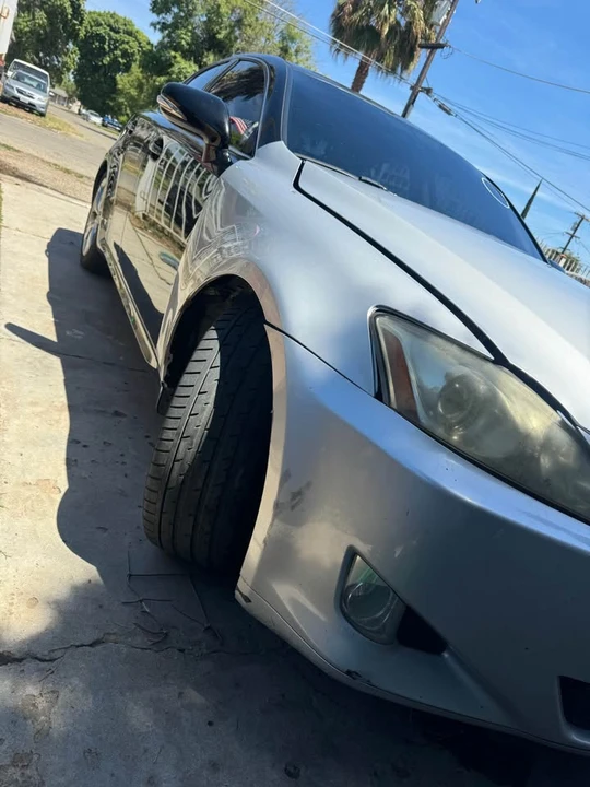 2009 Lexus IS 2nd Gen - Image 2 of 10