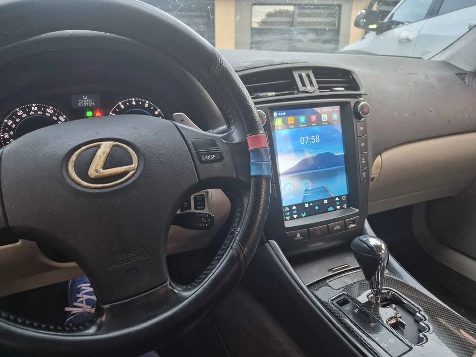 2009 Lexus IS 2nd Gen - Image 16 of 17