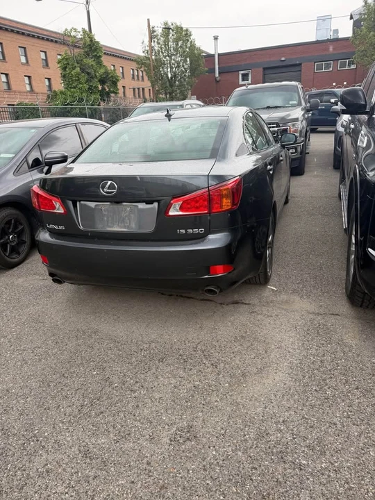2009 Lexus IS 2nd Gen - Image 3 of 4