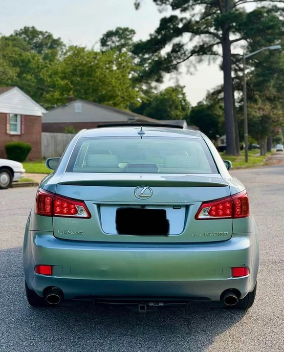 2009 Lexus IS F 2nd Gen - Image 10 of 12