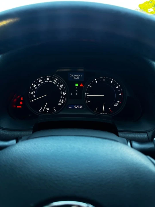 2009 Lexus IS 2nd Gen - Image 9 of 12