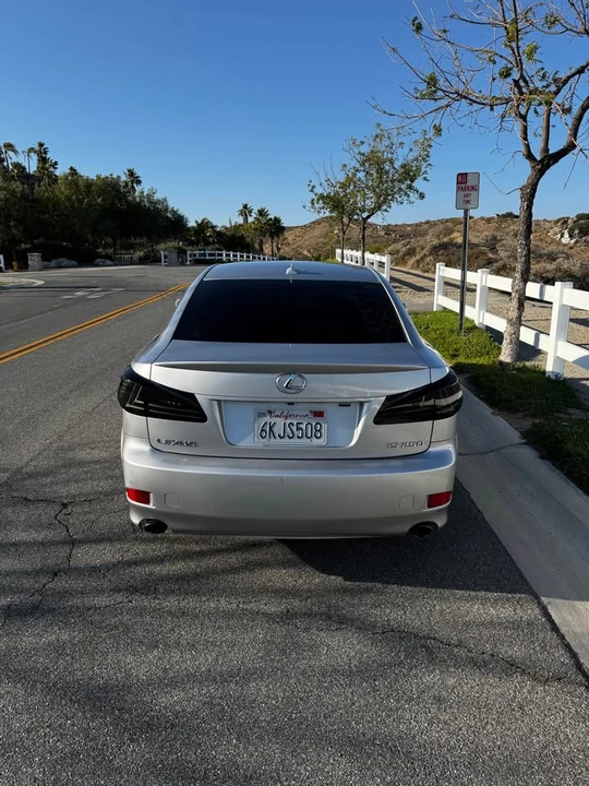 2009 Lexus IS 2nd Gen - Image 5 of 12