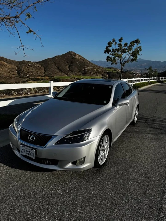 2009 Lexus IS 2nd Gen - Image 6 of 12