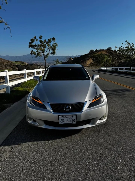 2009 Lexus IS 2nd Gen - Image 7 of 12