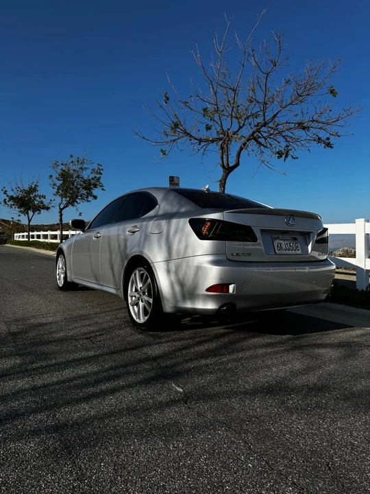 2009 Lexus IS 2nd Gen - Image 2 of 12