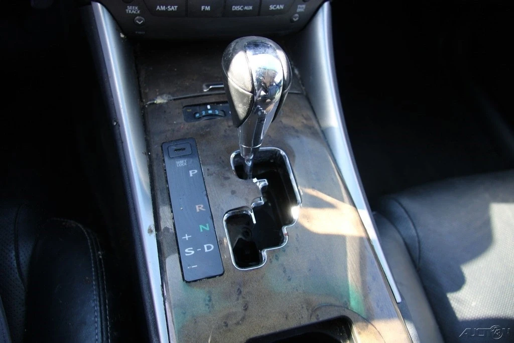 2009 Lexus IS 2nd Gen - Image 19 of 21