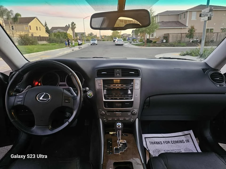 2009 Lexus IS 2nd Gen - Image 11 of 17