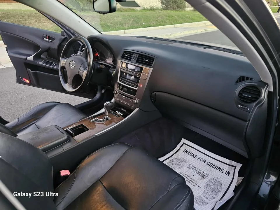 2009 Lexus IS 2nd Gen - Image 13 of 17
