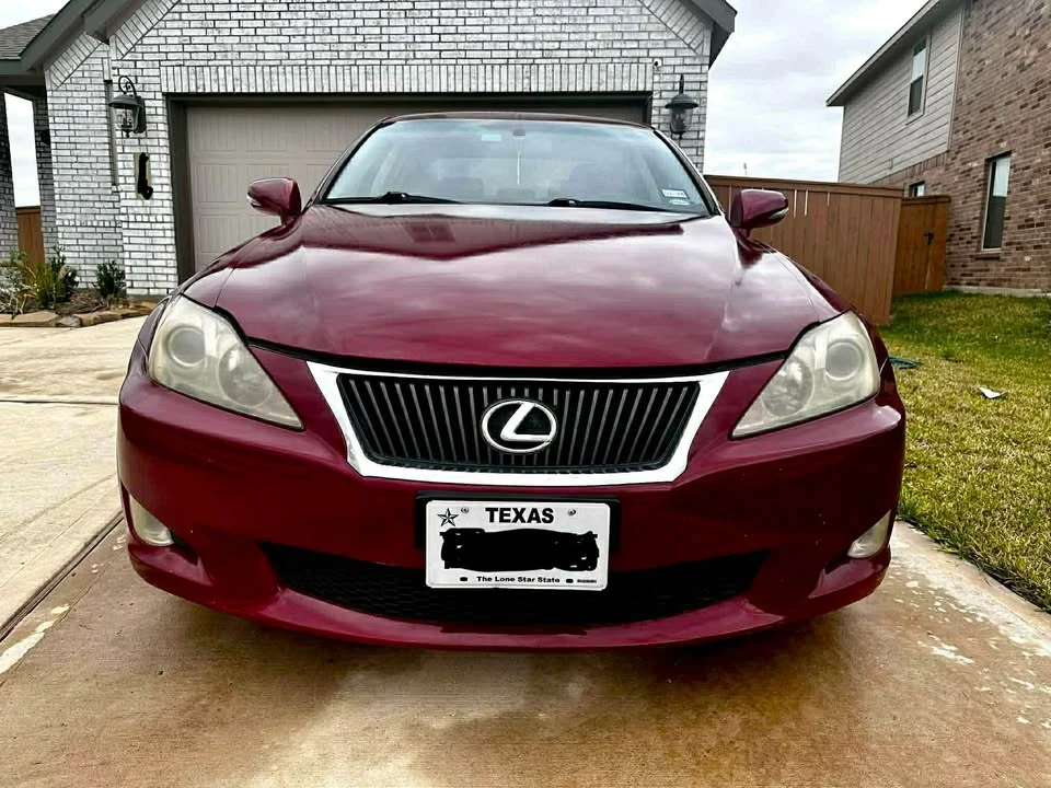 2009 Lexus IS 2nd Gen - Image 2 of 8