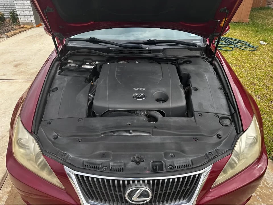 2009 Lexus IS 2nd Gen - Image 5 of 8