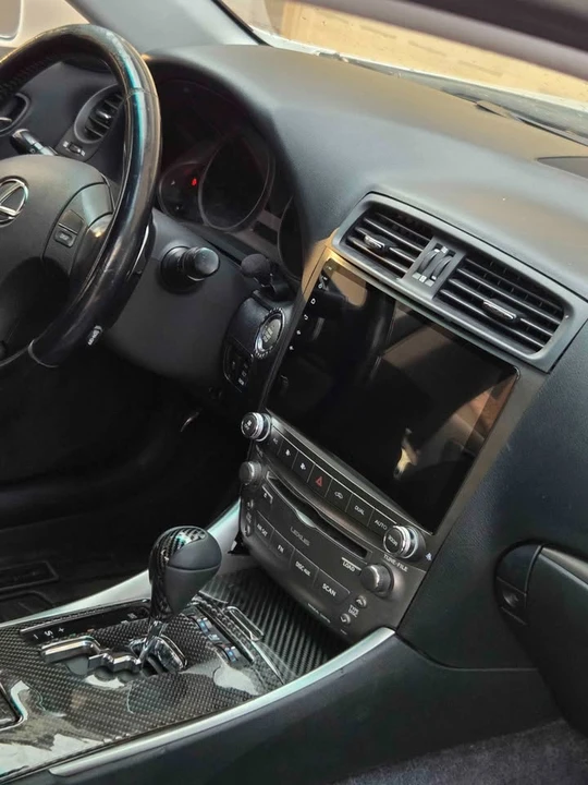 2009 Lexus IS 2nd Gen - Image 6 of 12