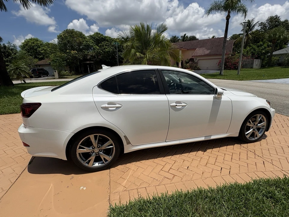 2009 Lexus IS 2nd Gen - Image 7 of 18