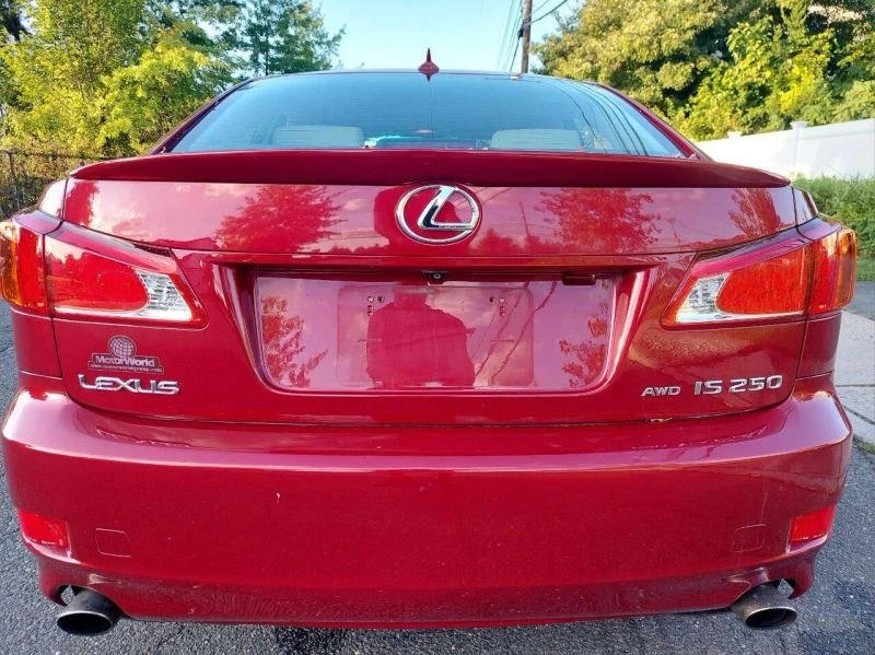 2009 Lexus IS 2nd Gen - Image 11 of 12