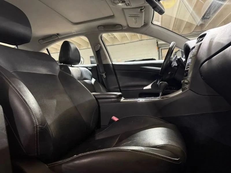 2009 Lexus IS 2nd Gen - Image 9 of 12
