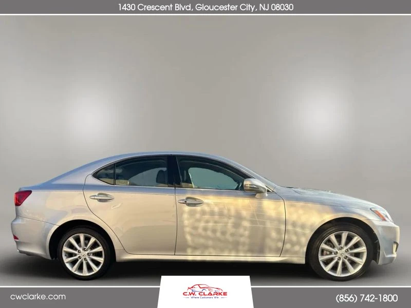 2009 Lexus IS 2nd Gen - Image 5 of 12