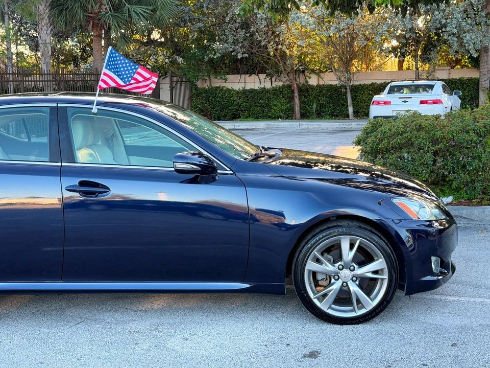 2009 Lexus IS 2nd Gen - Image 12 of 31