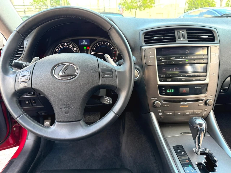 2009 Lexus IS 2nd Gen - Image 25 of 31