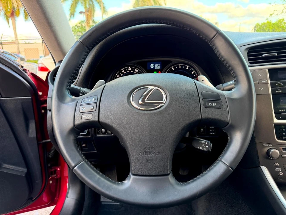 2009 Lexus IS 2nd Gen - Image 24 of 31
