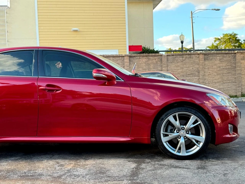 2009 Lexus IS 2nd Gen - Image 11 of 31