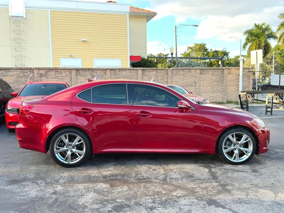 2009 Lexus IS 2nd Gen - Image 10 of 31