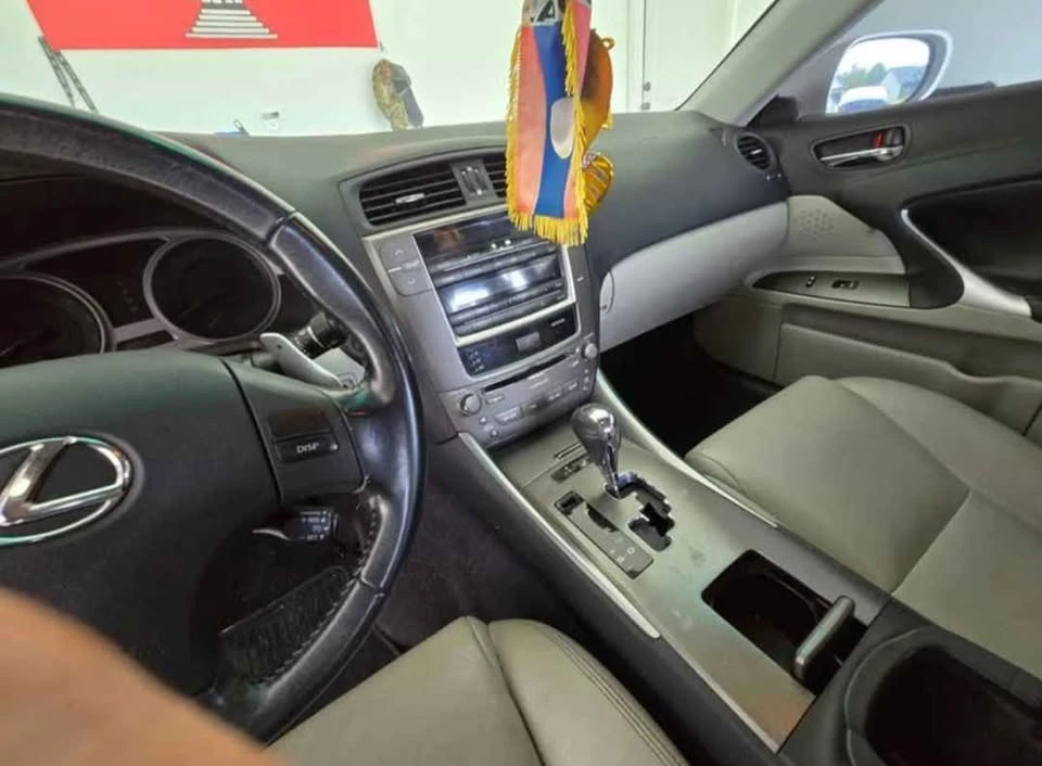 2009 Lexus IS 2nd Gen - Image 10 of 10