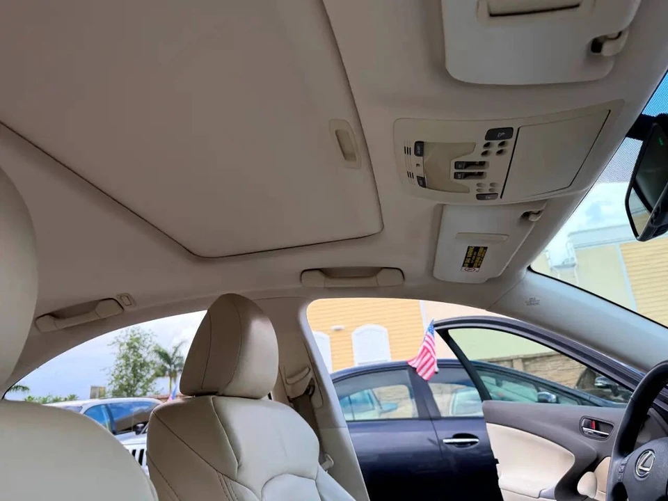 2009 Lexus IS 2nd Gen - Image 30 of 31