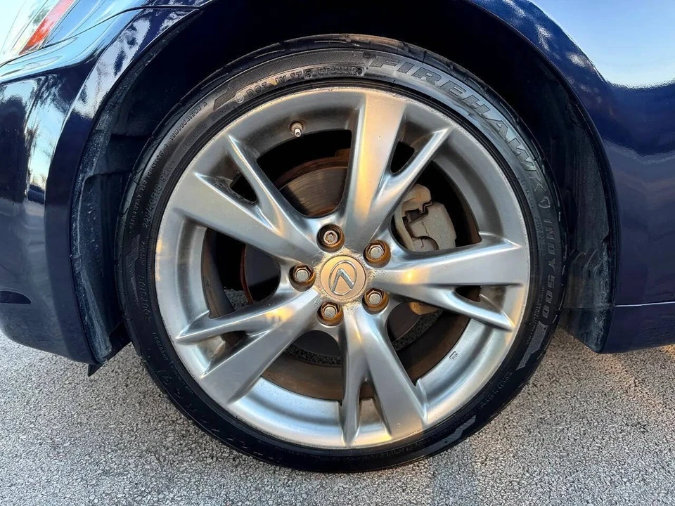 2009 Lexus IS 2nd Gen - Image 19 of 31