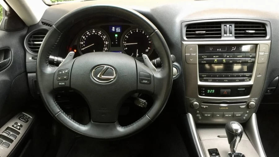 2009 Lexus IS 2nd Gen - Image 4 of 9