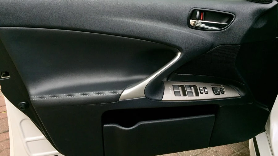 2009 Lexus IS 2nd Gen - Image 5 of 9