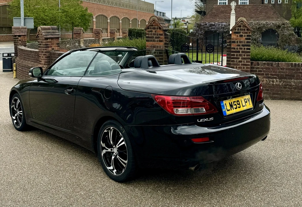 2009 Lexus IS 2nd Gen - Image 5 of 30