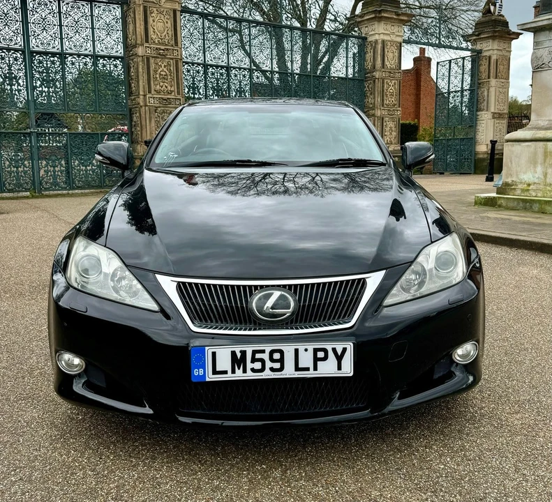 2009 Lexus IS 2nd Gen - Image 9 of 30