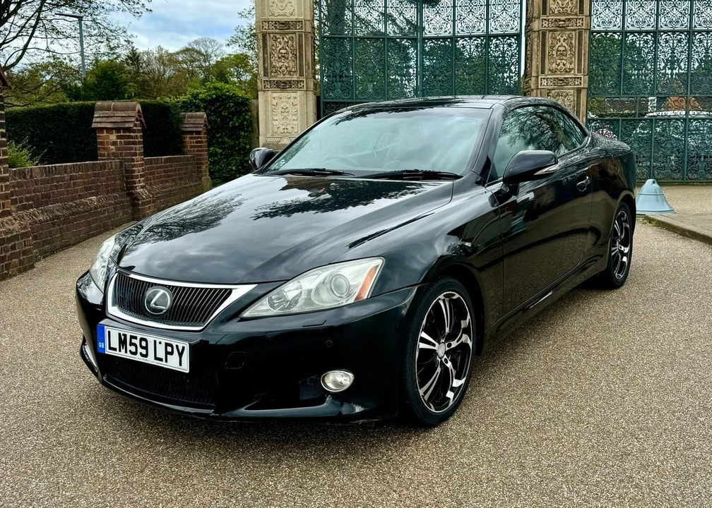 2009 Lexus IS 2nd Gen - Image 6 of 30