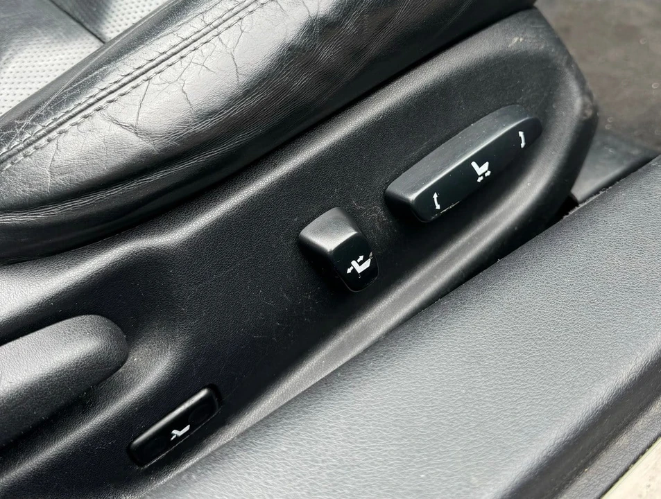 2009 Lexus IS 2nd Gen - Image 22 of 30